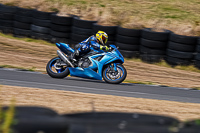 anglesey-no-limits-trackday;anglesey-photographs;anglesey-trackday-photographs;enduro-digital-images;event-digital-images;eventdigitalimages;no-limits-trackdays;peter-wileman-photography;racing-digital-images;trac-mon;trackday-digital-images;trackday-photos;ty-croes